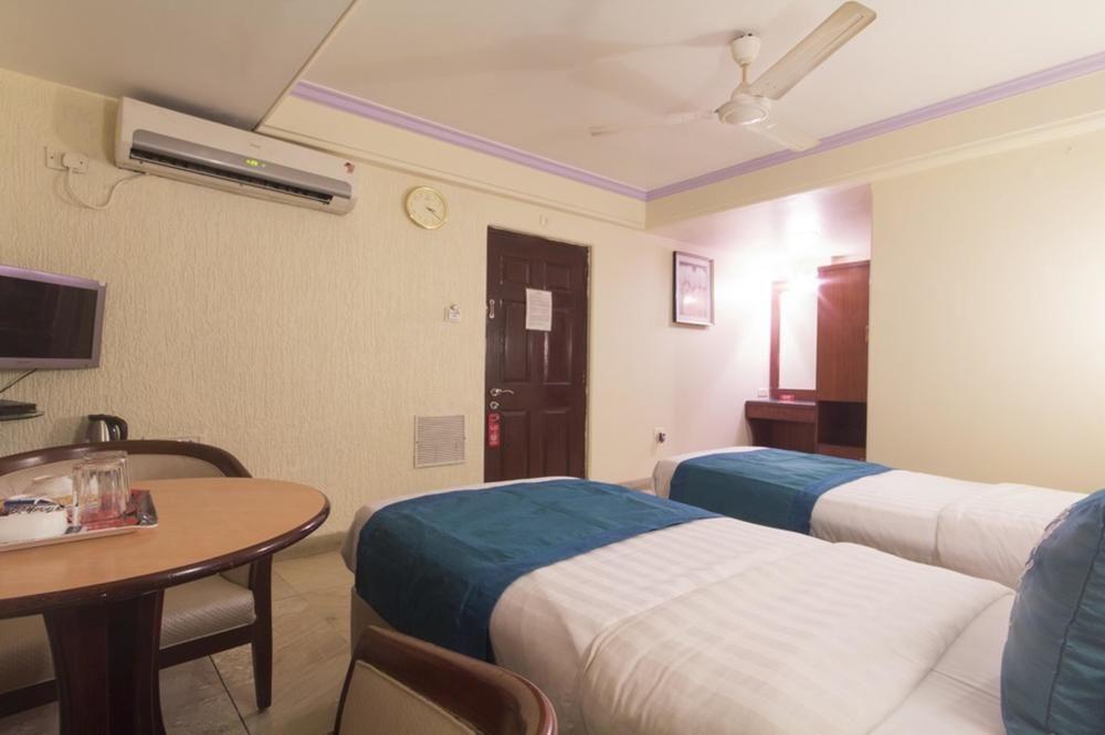 Hotel Peace Park Panvel Zewnętrze zdjęcie